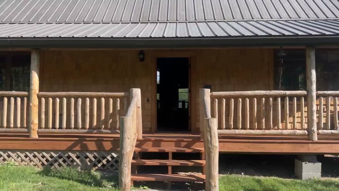 Cabaña de madera en el Rancho El Cortijo