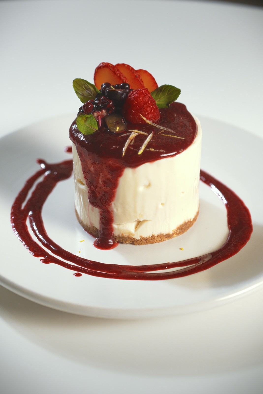 Cheesecake con frutos rojos